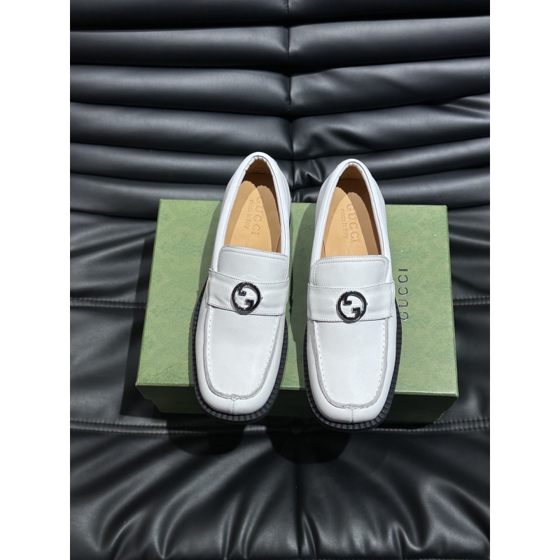 G*u*i leather shoes
